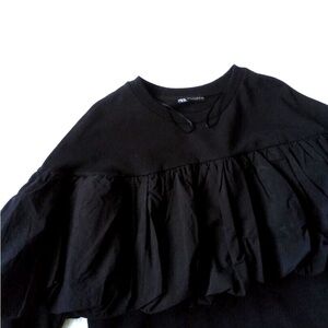 Zara Elegant Ruffle Black Knit Top Long Sleeve S